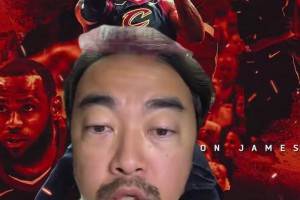 通过盲盒抽取球员组建球队，现代篮球规则下，哪队会获得胜利？